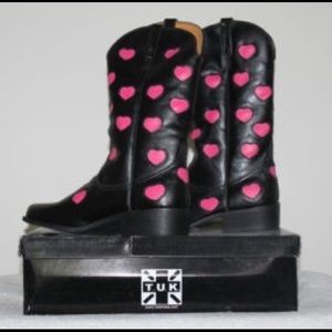 ISO tuk pink black cowboy boots size 9.